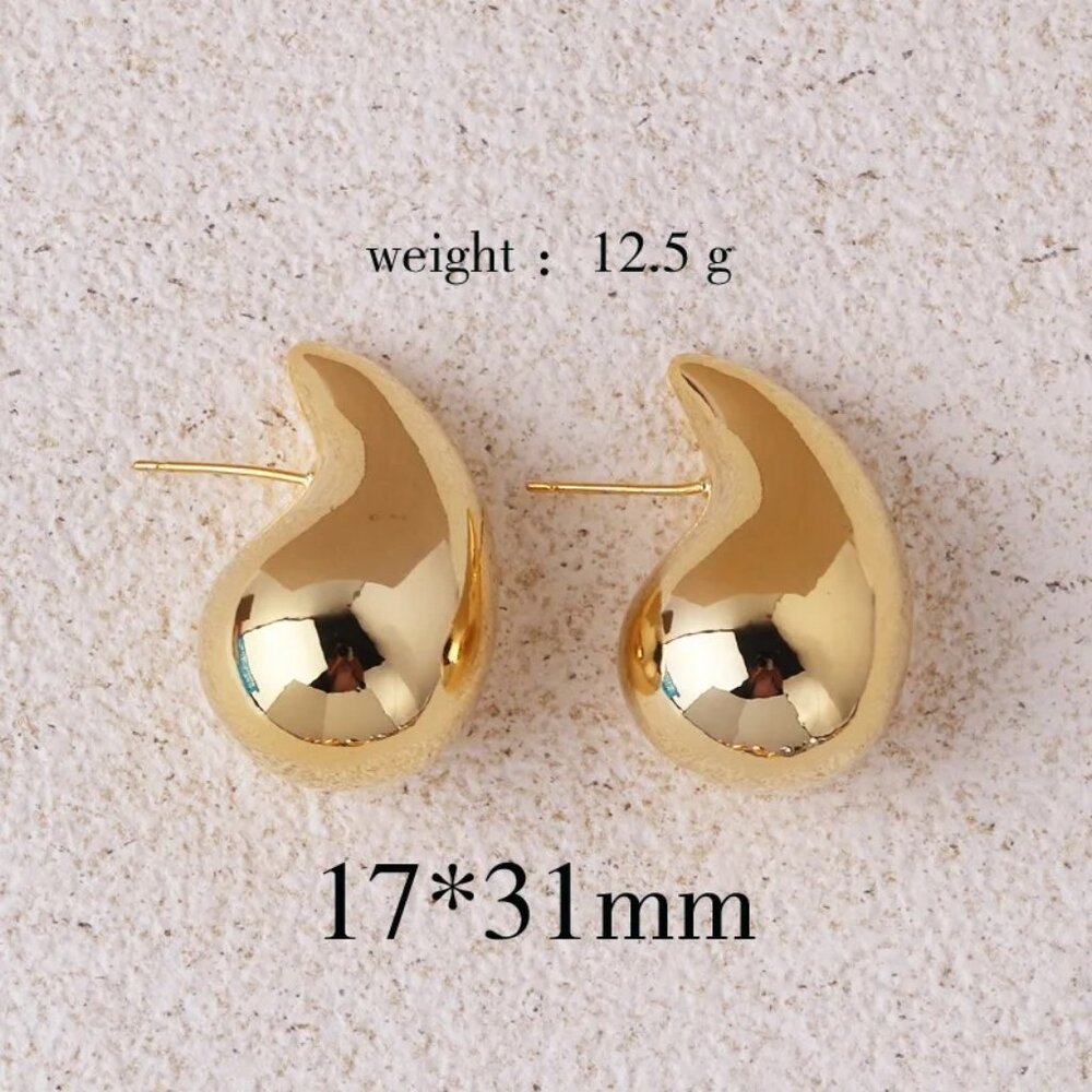 NEW !   1 Pair Retro Lady Water Droplets Plating Copper Ear Studs  NWOT